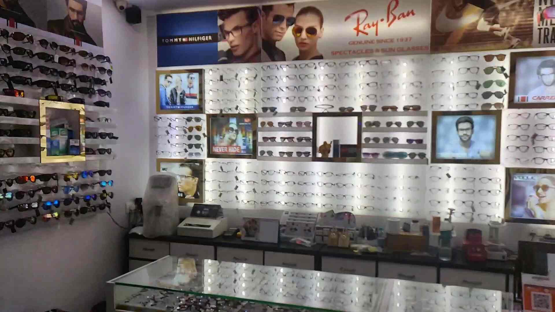 Ashraya Opticals & Contact Lens Clinic